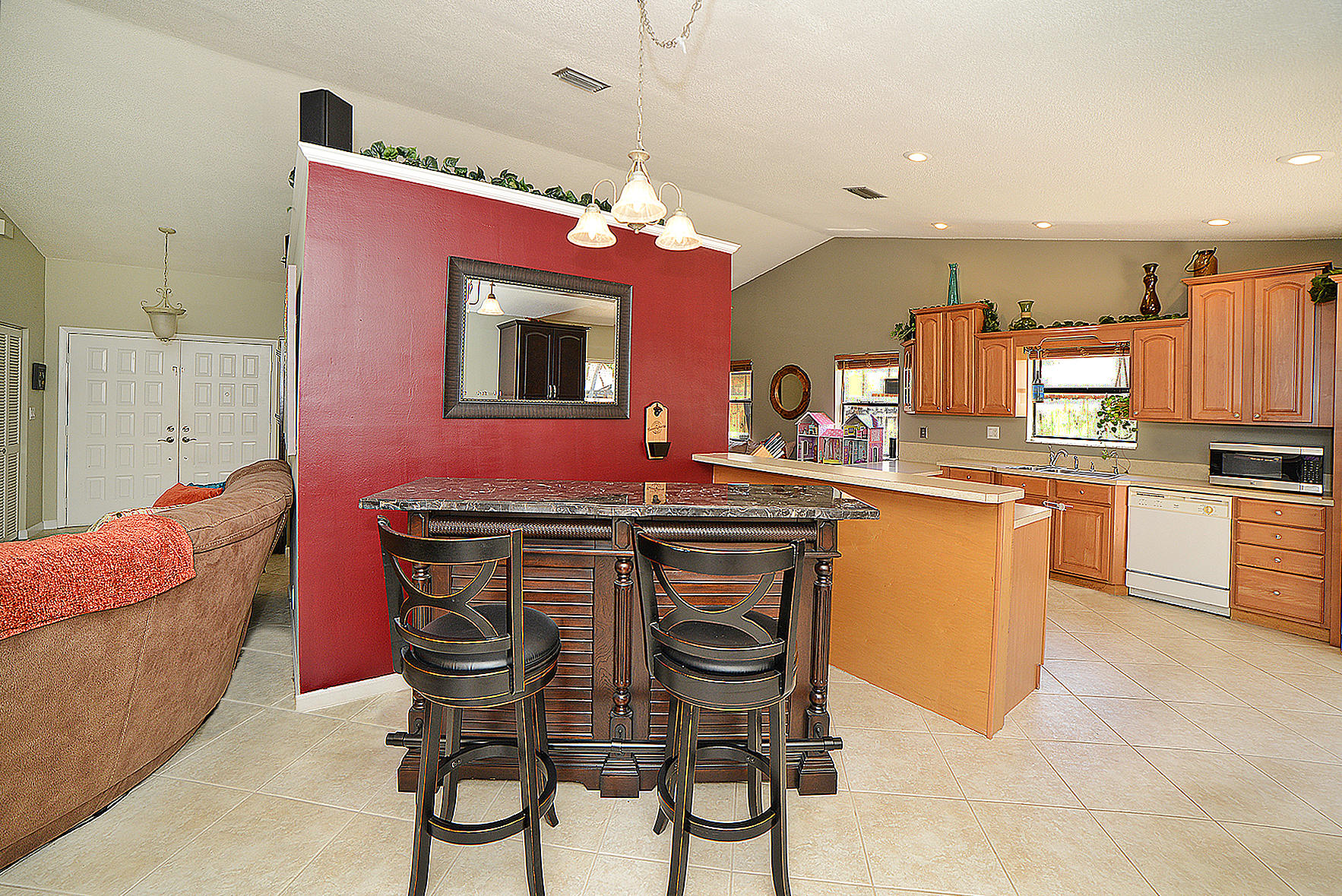 7801 West Country Club Boulevard Boca Raton, FL 33487 - Photo 11 of 40 Dining or Bar Area