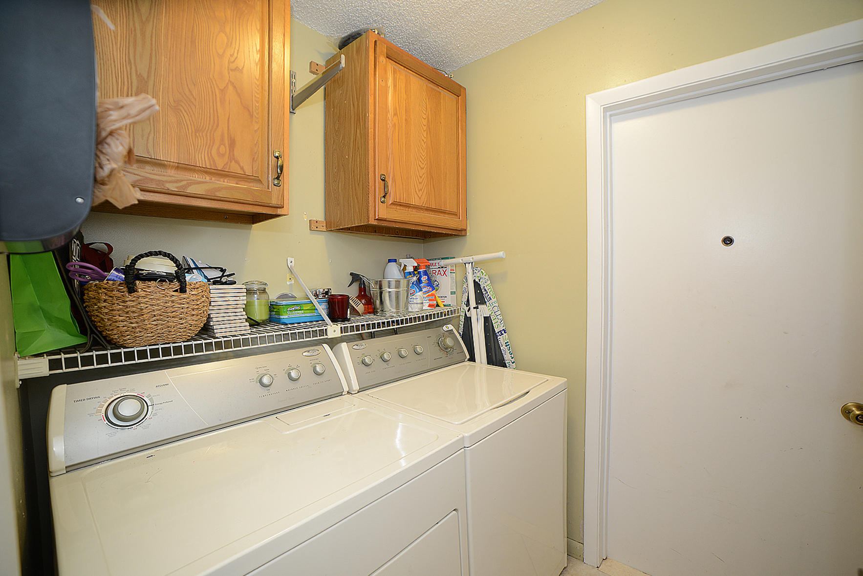 7801 West Country Club Boulevard Boca Raton, FL 33487 - Photo 37 of 40 Laundry Room