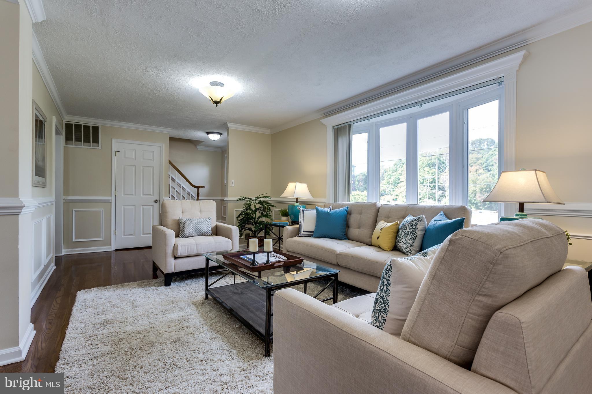 8919 Burke Lake Road Springfield, VA 22151 - Photo 3 of 30 Ready to entertain family and friends?