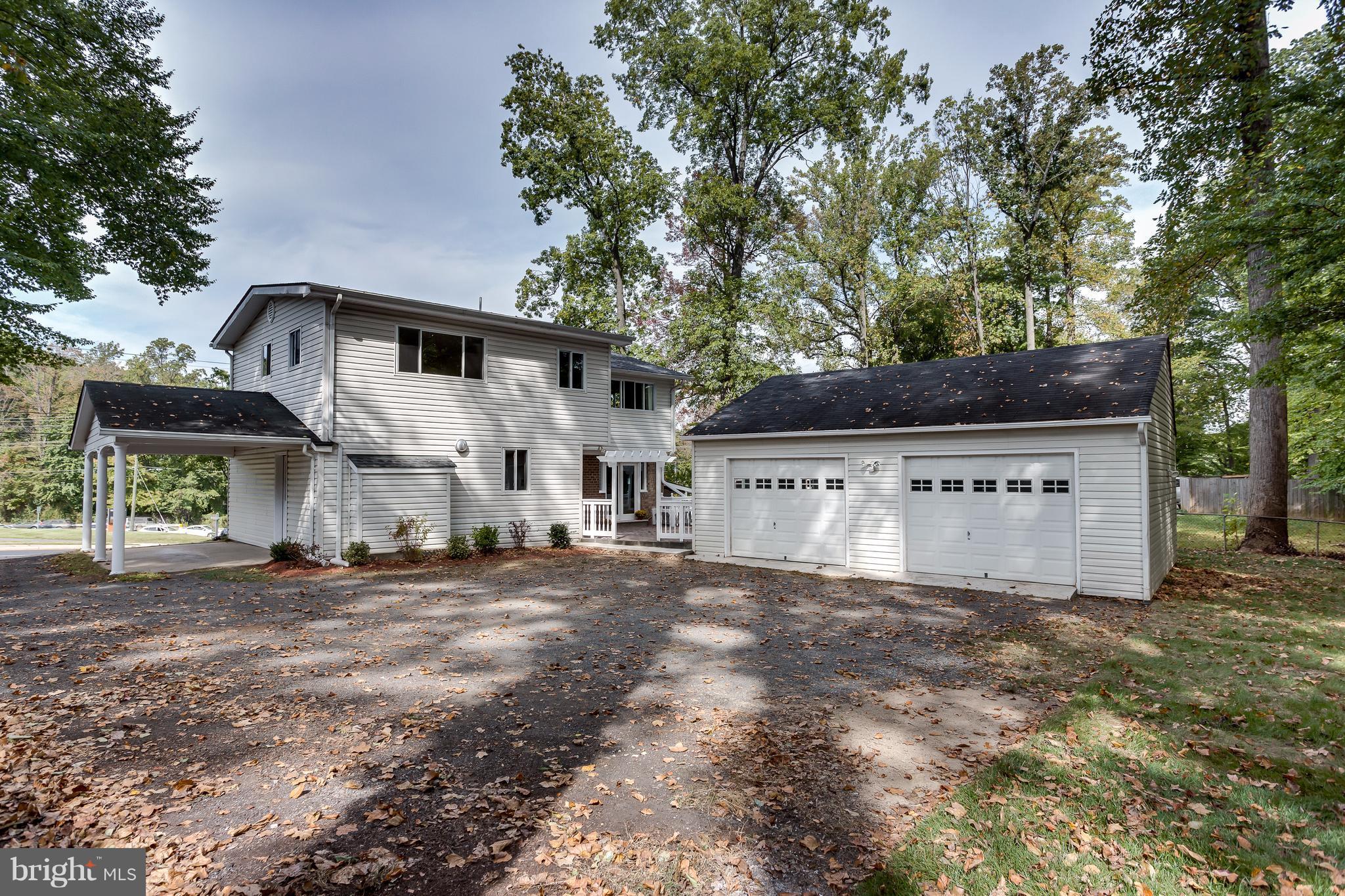 8919 Burke Lake Road Springfield, VA 22151 - Photo 27 of 30 Unexpectedly large and private with backyard.