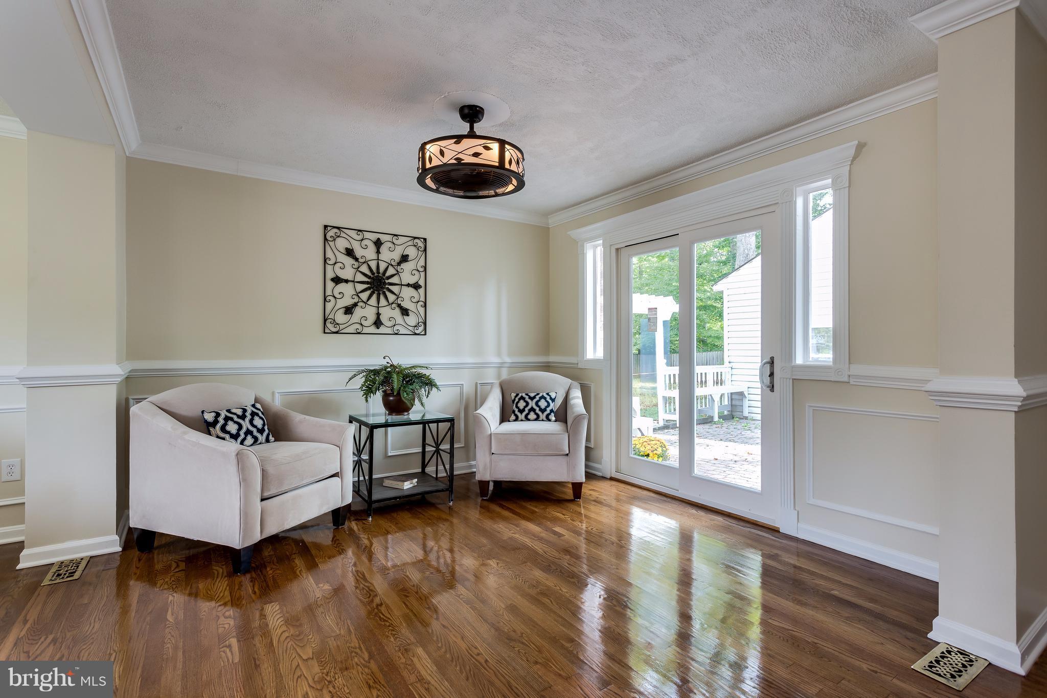 8919 Burke Lake Road Springfield, VA 22151 - Photo 4 of 30 Gleaming real hardwood floors in adjacent den.