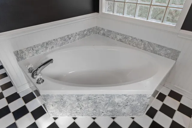 $399,900 | 1574 Texas Parkway, Crestview, FL 32536