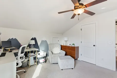 a view of workspace with fan