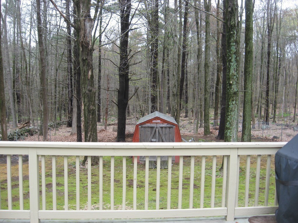 27 Whittemore Road Sturbridge, MA 01566 - Photo 24 of 29 Gallery Image 24