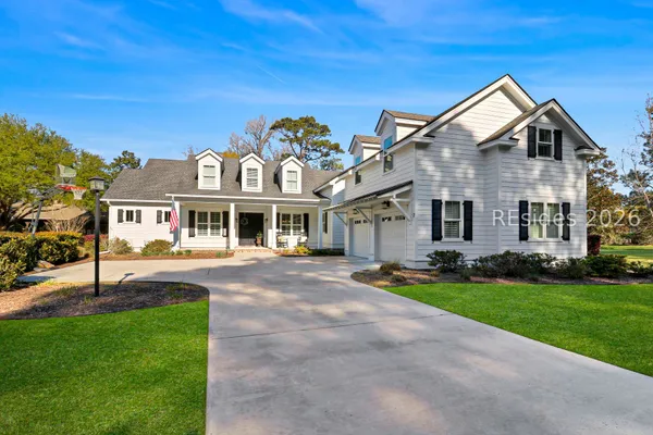 $1,329,000 | 2 Fiddler Crab Court, Bluffton, SC 29910