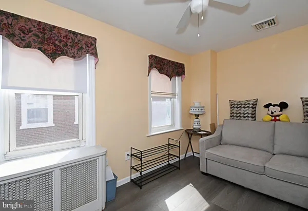 $315,000 | 15 Egypt, Norristown, PA 19403