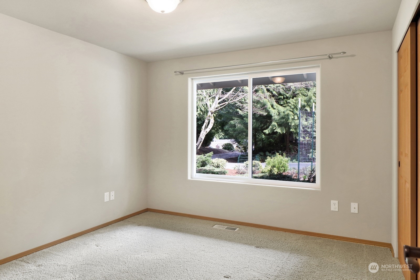 78 North Point Drive Bellingham, WA 98229 - Photo 35 of 40