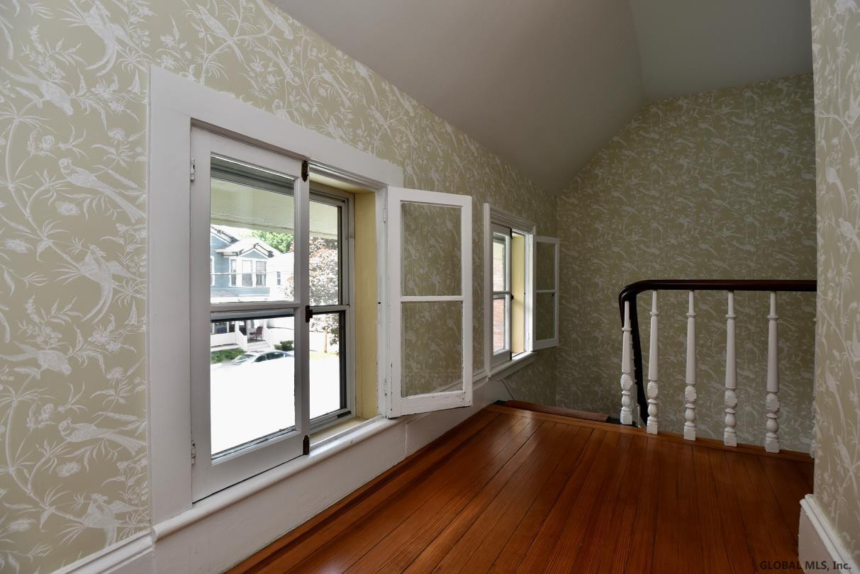 157 Spring Street Saratoga Springs, NY 12866 - Photo 31 of 48 Photo 34