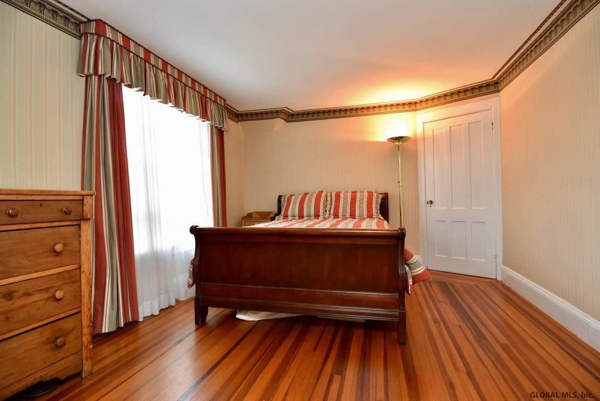 157 Spring Street Saratoga Springs, NY 12866 - Photo 36 of 48 Photo 40