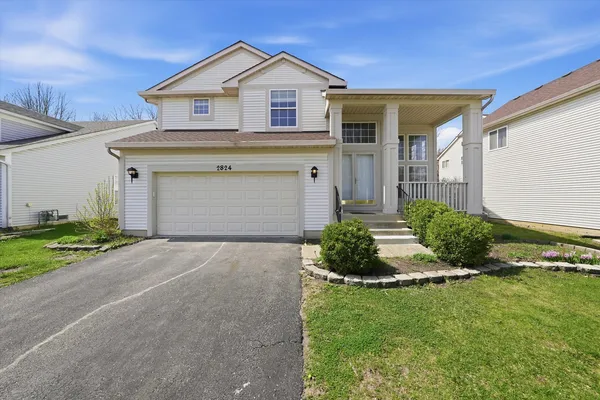 $650,000 | 2824 Whitehall Lane, Naperville, IL 60564