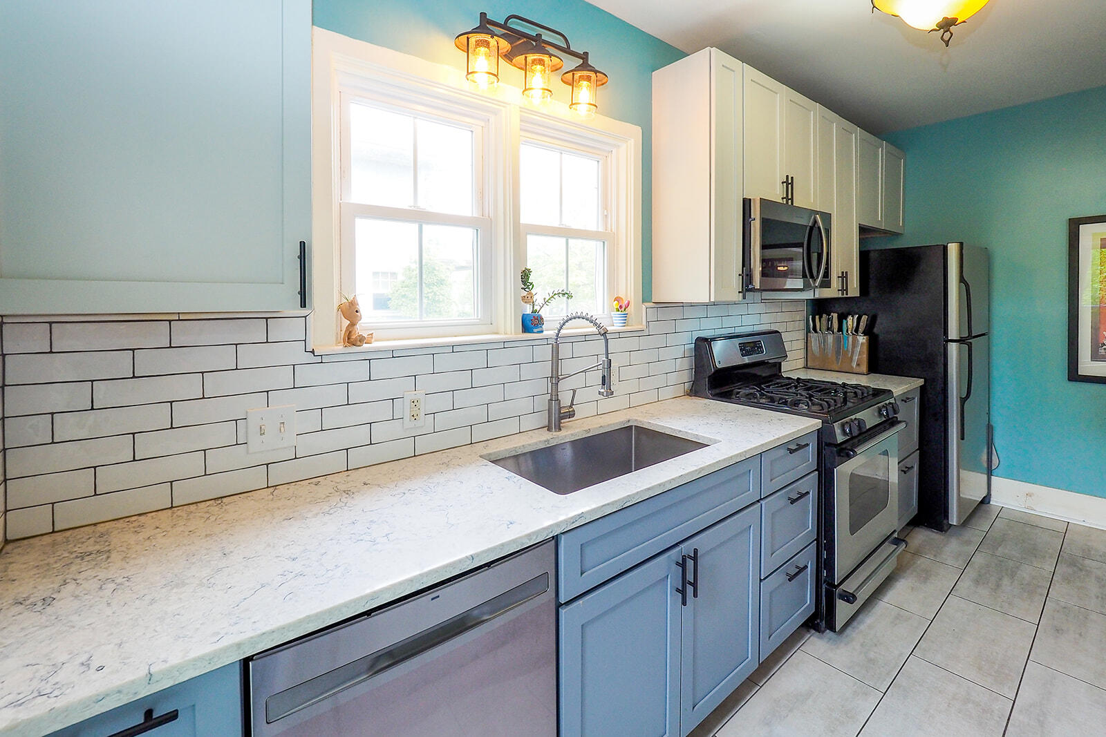 408 South Elm Street Three Oaks, MI 49128 - Photo 10 of 41 408 S Elm-110