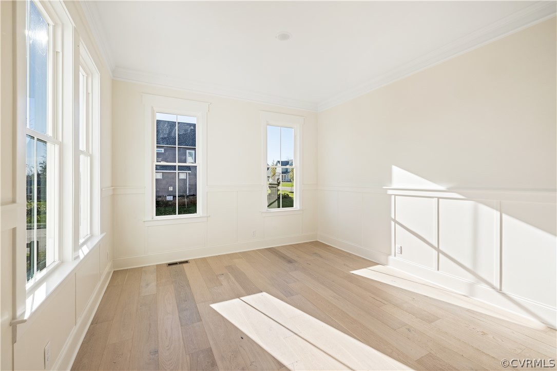 10716 River Fall Path Glen Allen, VA 23059 - Photo 5 of 7 an empty room with windows