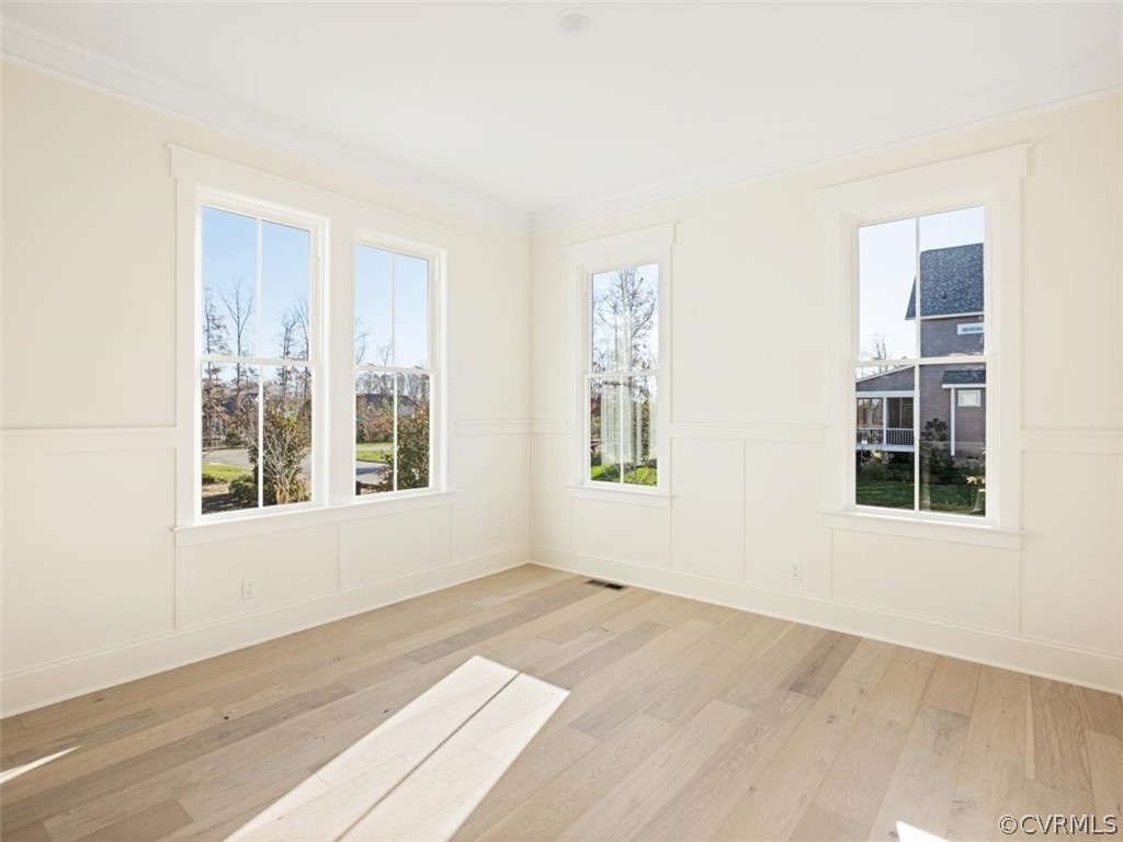 10716 River Fall Path Glen Allen, VA 23059 - Photo 6 of 7 an empty room with windows