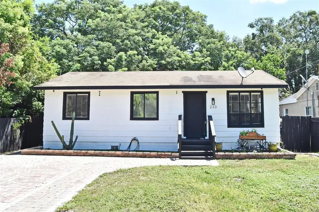 $219,900 | 233 North Hudson Street, Orlando, FL 32835