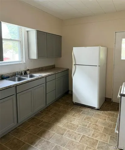 $180,000 | 124 North Virginia Avenue, Belleville, IL 62220