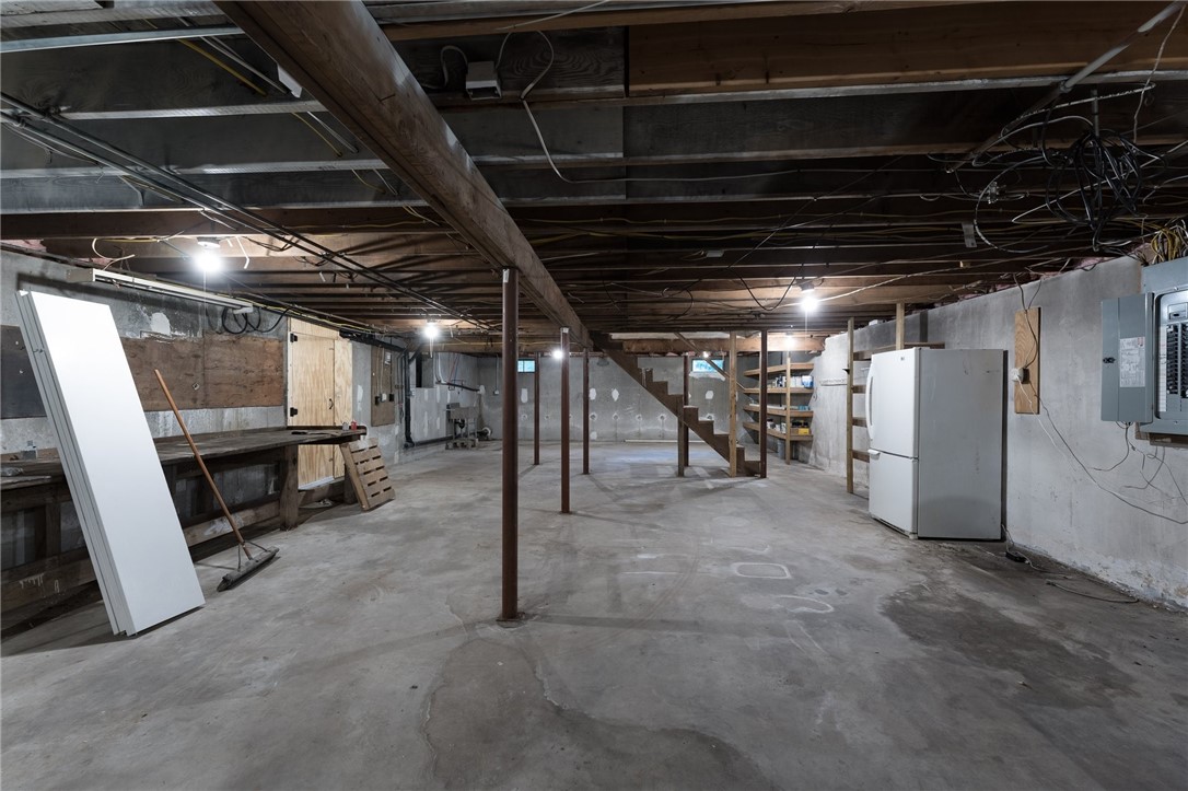 34 Maxson Hill Road Hopkinton, RI 02804 - Photo 35 of 36