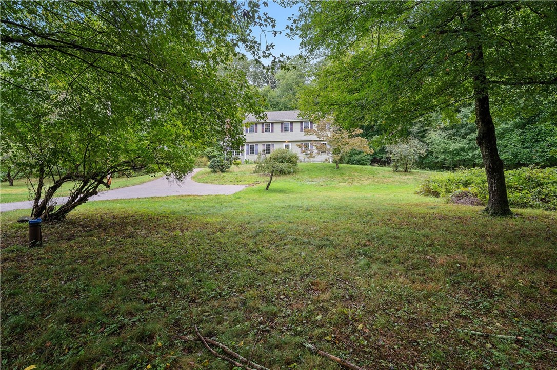 34 Maxson Hill Road Hopkinton, RI 02804 - Photo 4 of 36