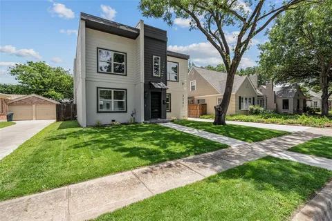 $695,000 | 3241 Waits Avenue, Fort Worth, TX 76109