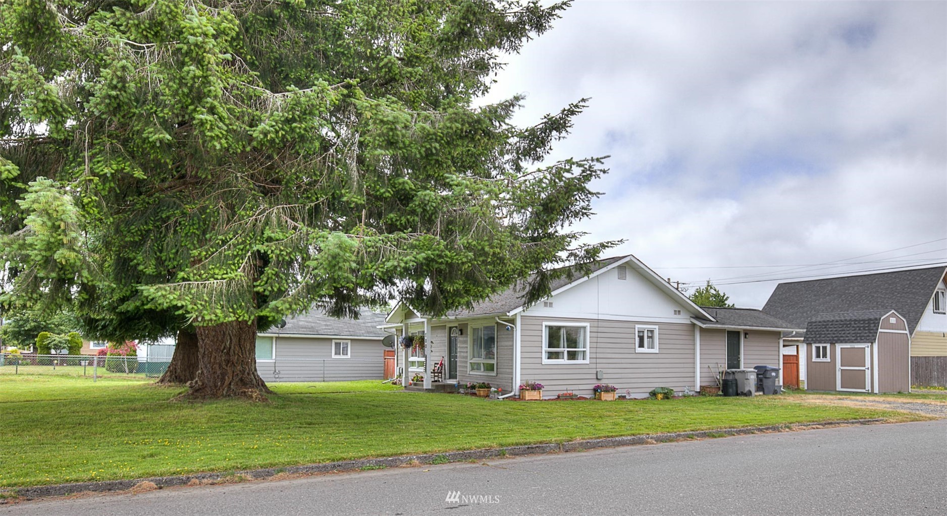 700 2nd Street Cosmopolis, WA 98537 - Photo 3 of 17 Gallery Image 3