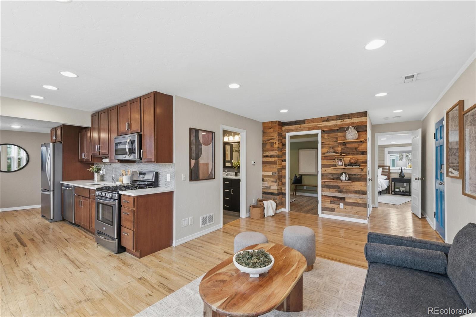 1290 South Raleigh Street Denver, CO 80219 - Photo 4 of 27