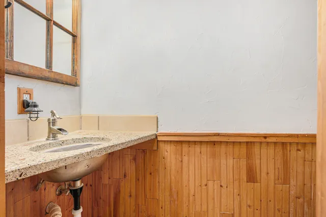 $450,000 | 721 East Bridge Street, Plainwell, MI 49080