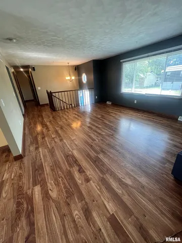 $2,295 | 3751 Tam-O-Shanter Drive North, Bettendorf, IA 52722