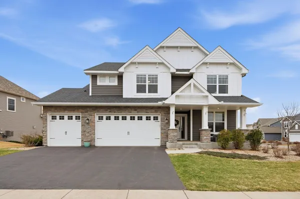 $899,900 | 6675 Carriage Way, Corcoran, MN 55340