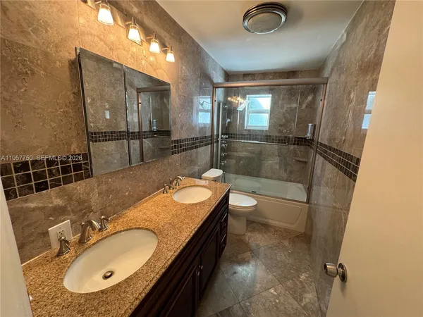 $5,400 | 5920 Southwest 14th Street, Plantation, FL 33317