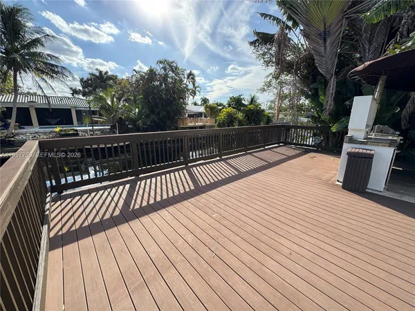 $5,400 | 5920 Southwest 14th Street, Plantation, FL 33317