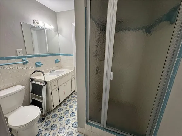 $5,400 | 5920 Southwest 14th Street, Plantation, FL 33317