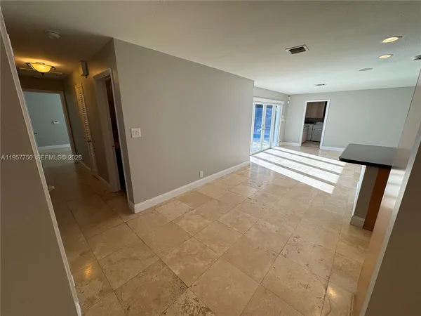 $5,400 | 5920 Southwest 14th Street, Plantation, FL 33317