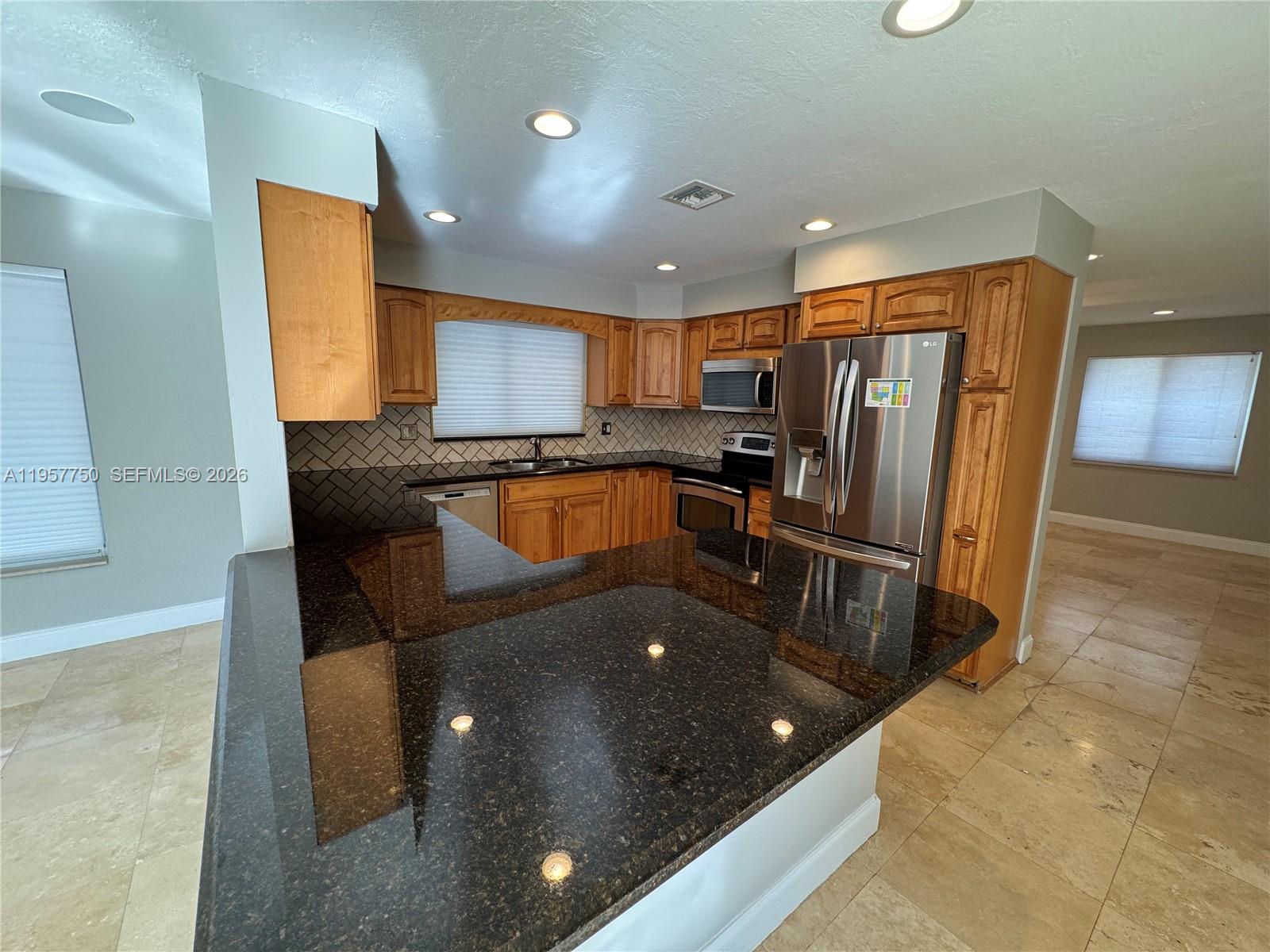 5920 Southwest 14th Street Plantation, FL 33317 - Photo 6 of 29