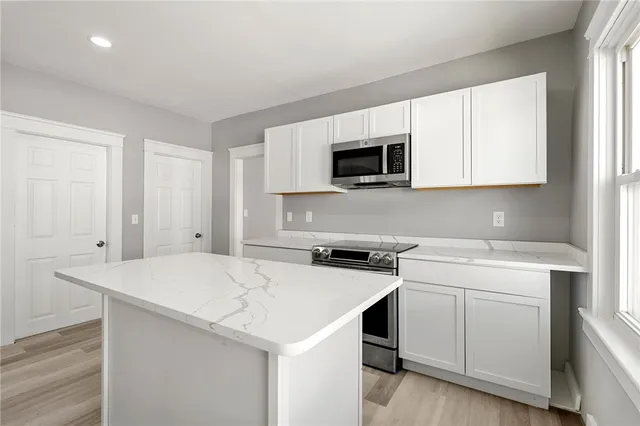 $435,000 | 26 Mayflower Street, East Providence, RI 02914