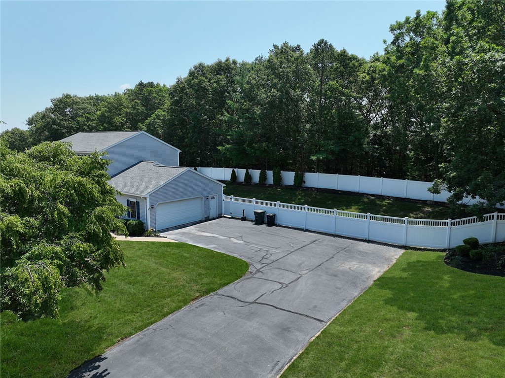 10 Kiley Way Coventry, RI 02816 - Photo 3 of 42