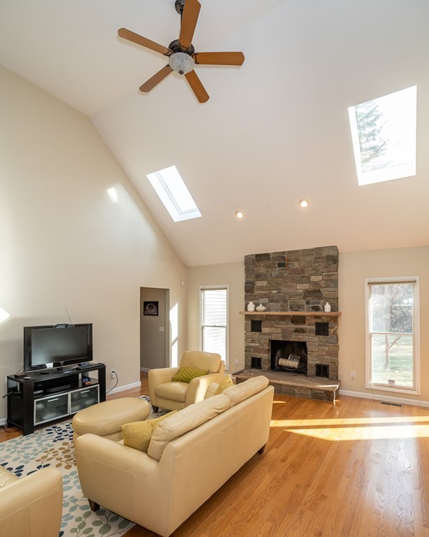 3 Peach Tree Road East Longmeadow, MA 01028 - Photo 15 of 42 Gallery Image 15