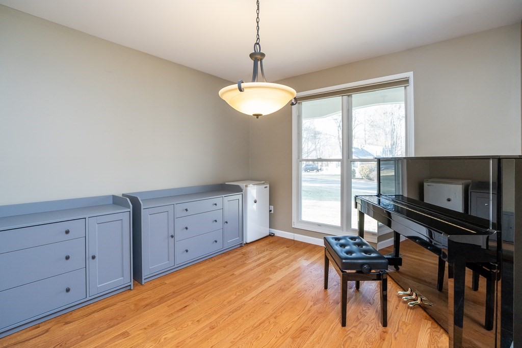 3 Peach Tree Road East Longmeadow, MA 01028 - Photo 26 of 42 Gallery Image 26