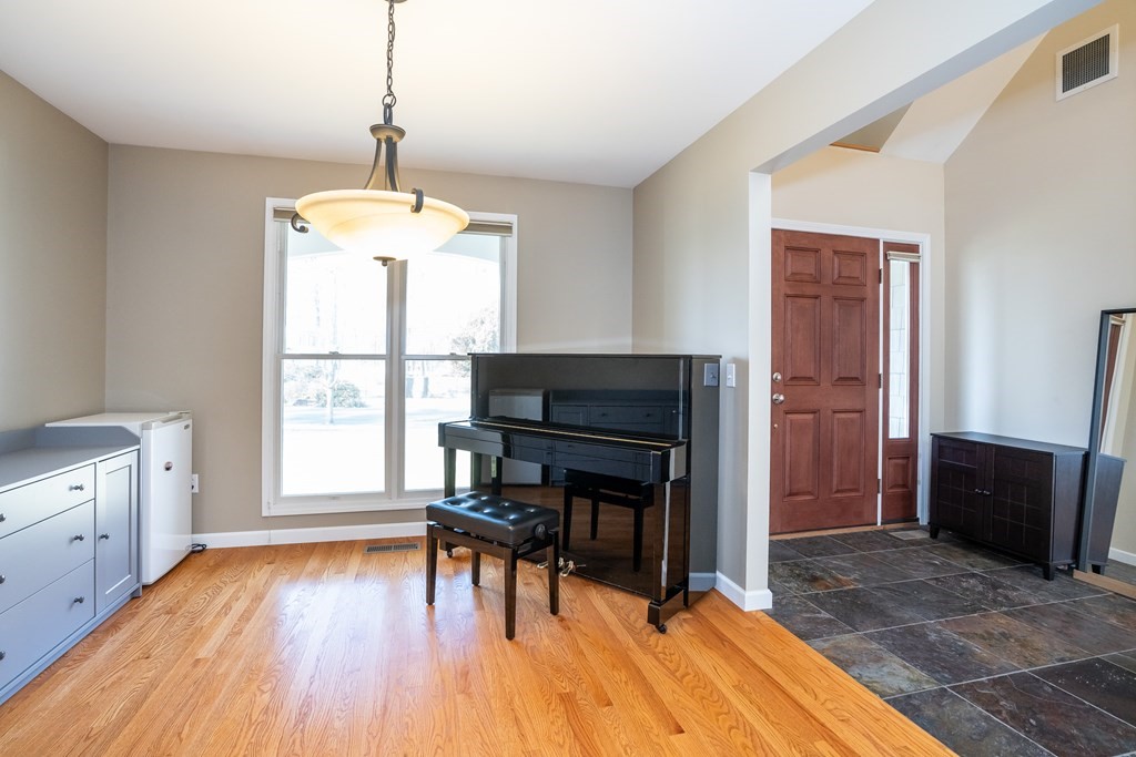 3 Peach Tree Road East Longmeadow, MA 01028 - Photo 27 of 42 Gallery Image 27