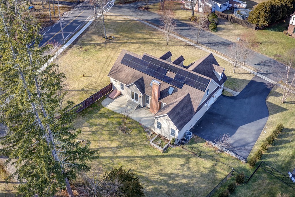 3 Peach Tree Road East Longmeadow, MA 01028 - Photo 9 of 42 Gallery Image 9