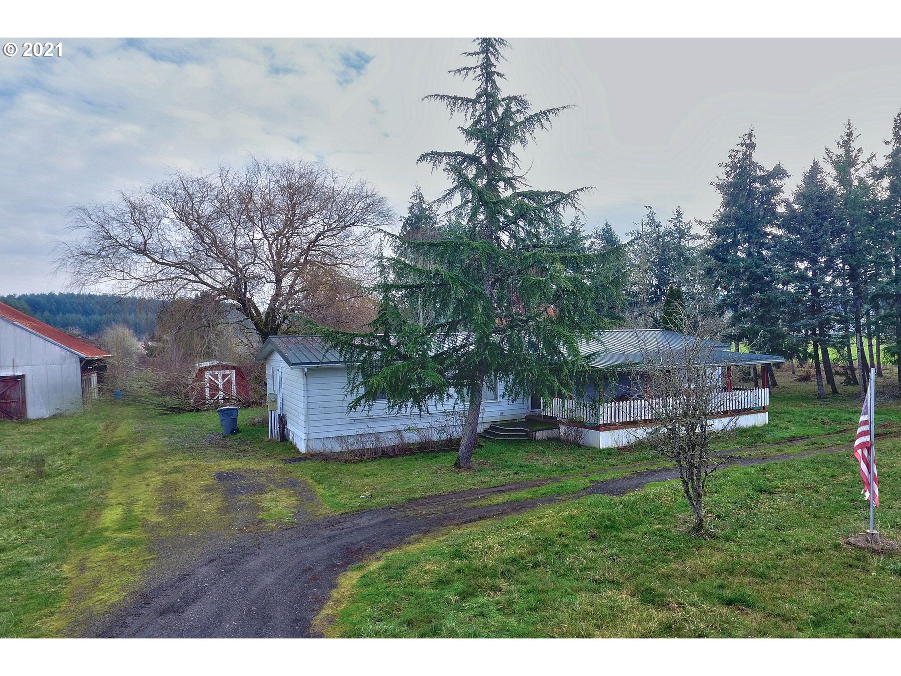 9450 Harmony Road Sheridan, OR 97378 - Photo 14 of 25