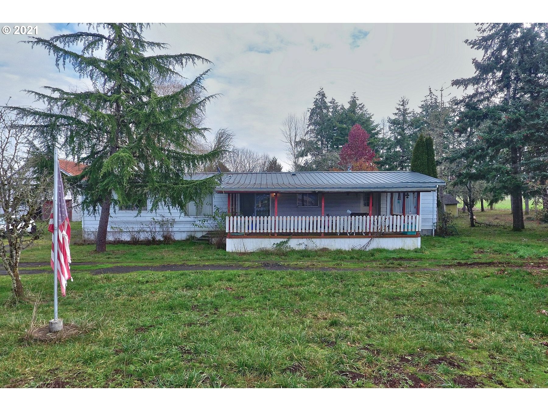 9450 Harmony Road Sheridan, OR 97378 - Photo 5 of 25