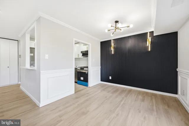 $239,990 | 6001 Arlington Boulevard, Unit 304, Falls Church, VA 22044