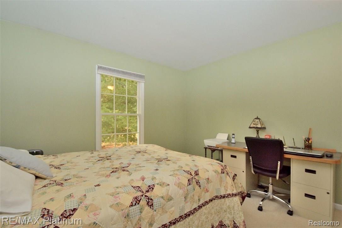 1061 Peavy Road Howell, MI 48843 - Photo 20 of 22 DSC_4114.JPG