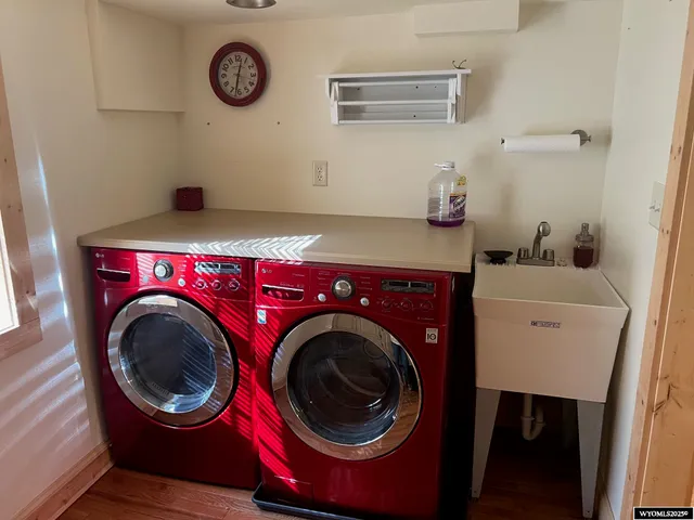 $223,000 | 221 East Pine Street, Rawlins, WY 82301