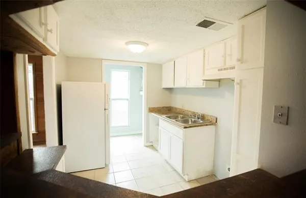 $1,300 | 7901 Read Boulevard, Unit 212, New Orleans, LA 70127