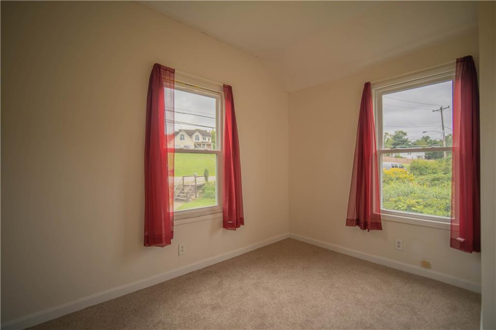 3211 Heights Road Aliquippa, PA 15001 - Photo 14 of 18 Gallery Image 14