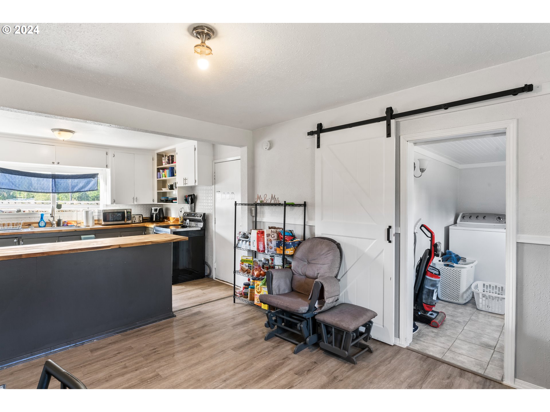 38365 Dexter Road Dexter, OR 97431 - Photo 12 of 41