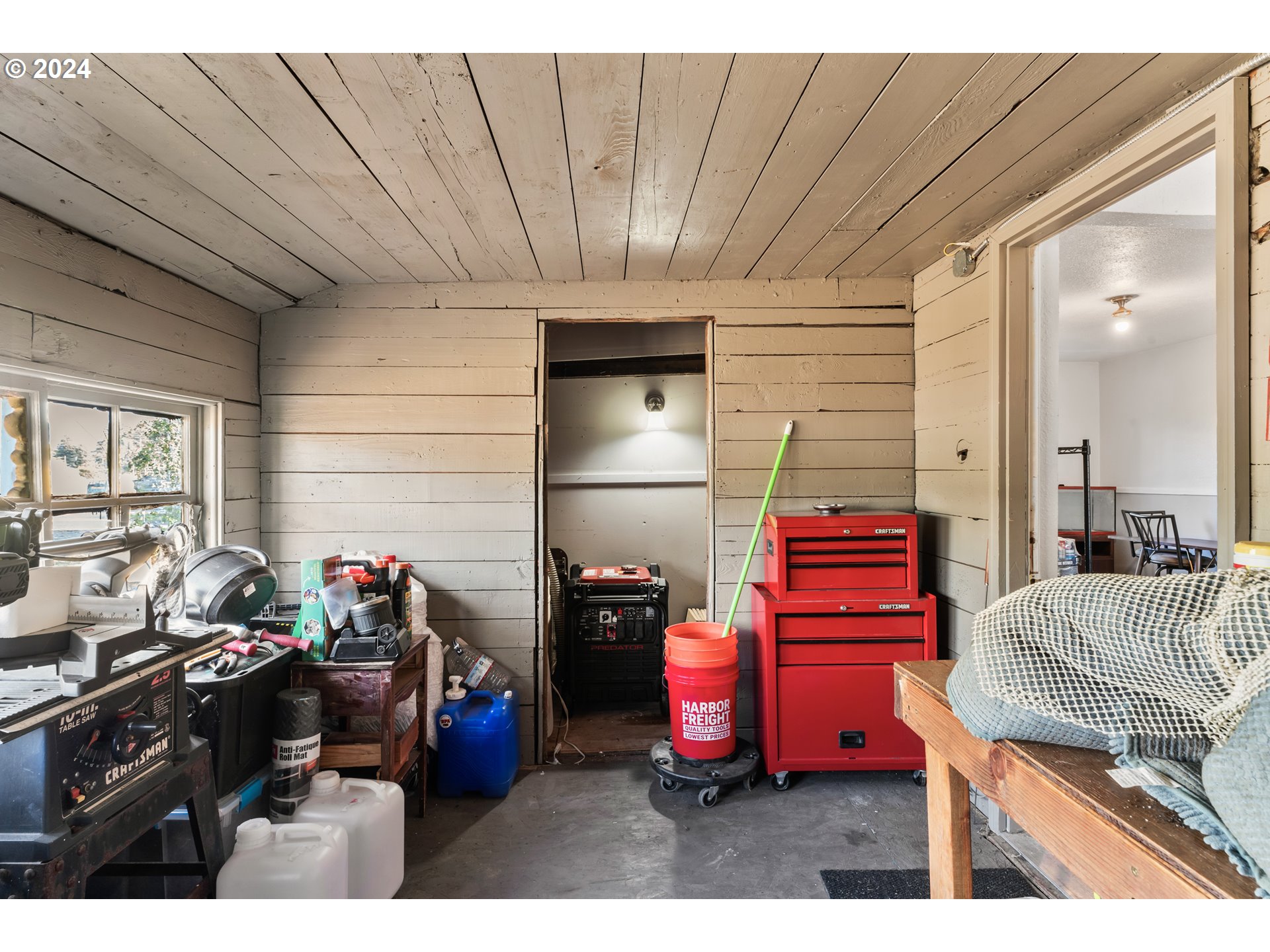 38365 Dexter Road Dexter, OR 97431 - Photo 14 of 41