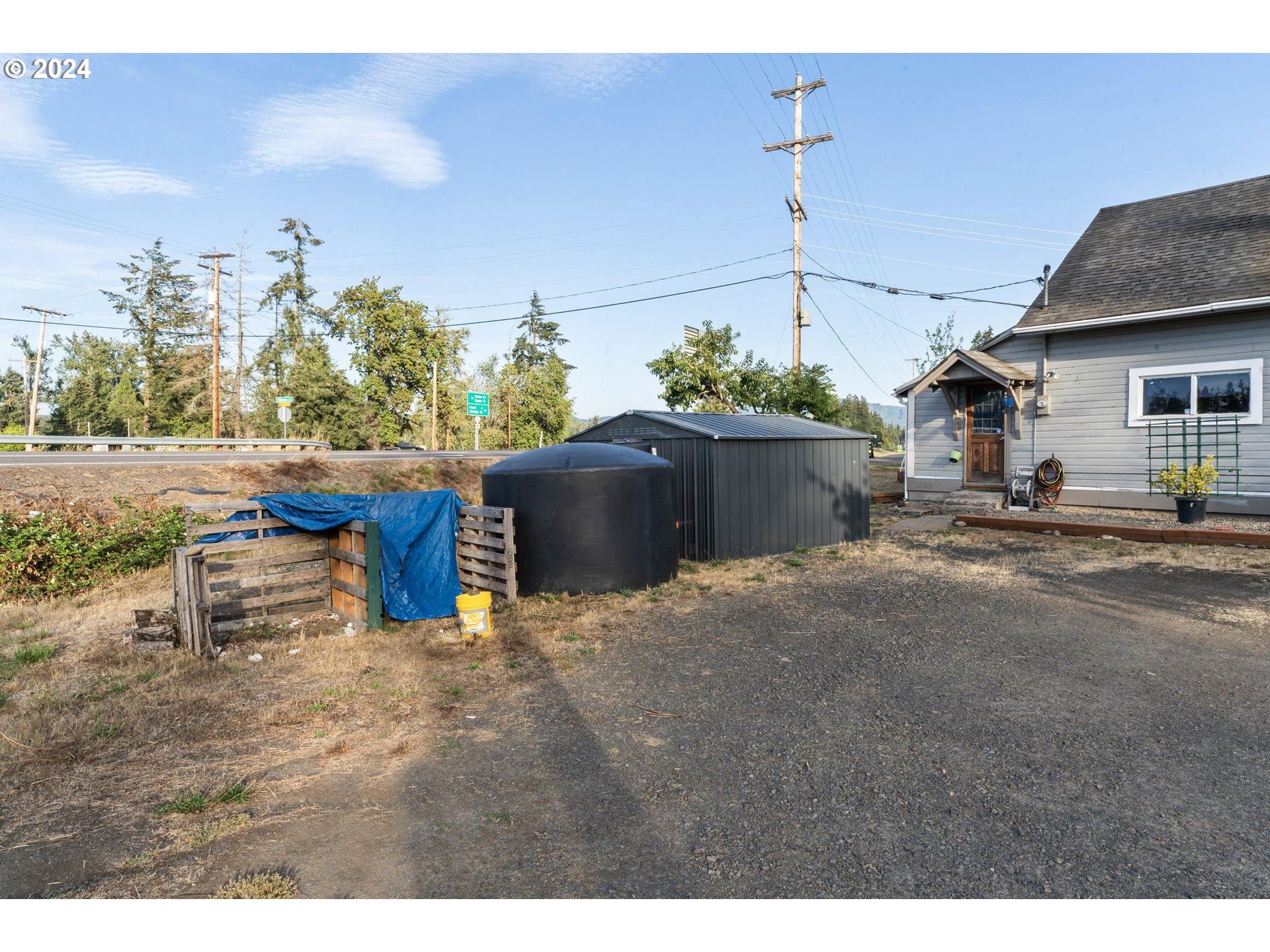 38365 Dexter Road Dexter, OR 97431 - Photo 32 of 41