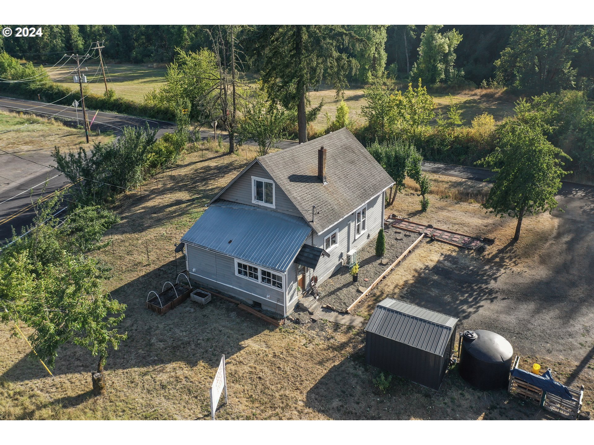 38365 Dexter Road Dexter, OR 97431 - Photo 36 of 41