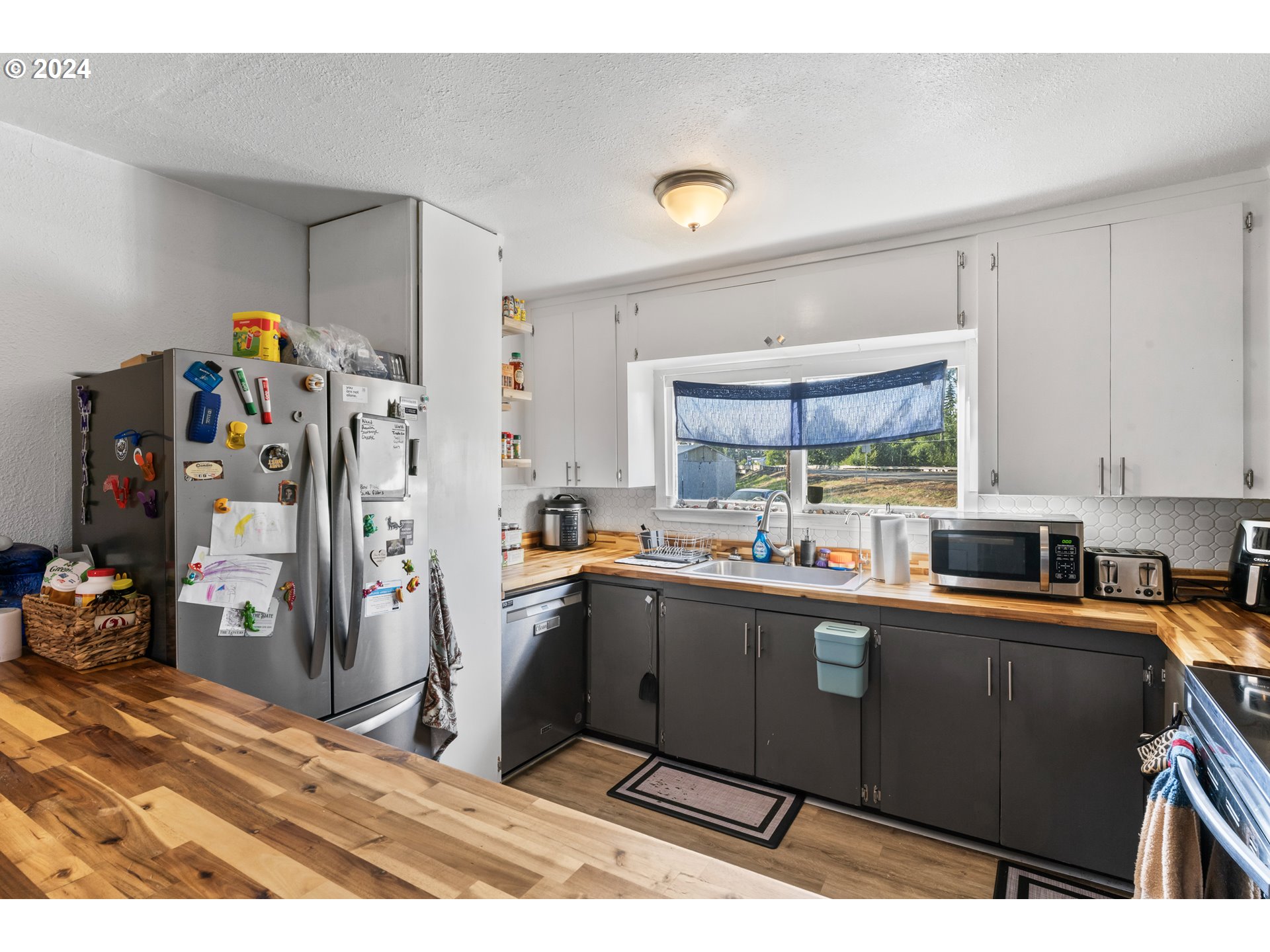 38365 Dexter Road Dexter, OR 97431 - Photo 8 of 41